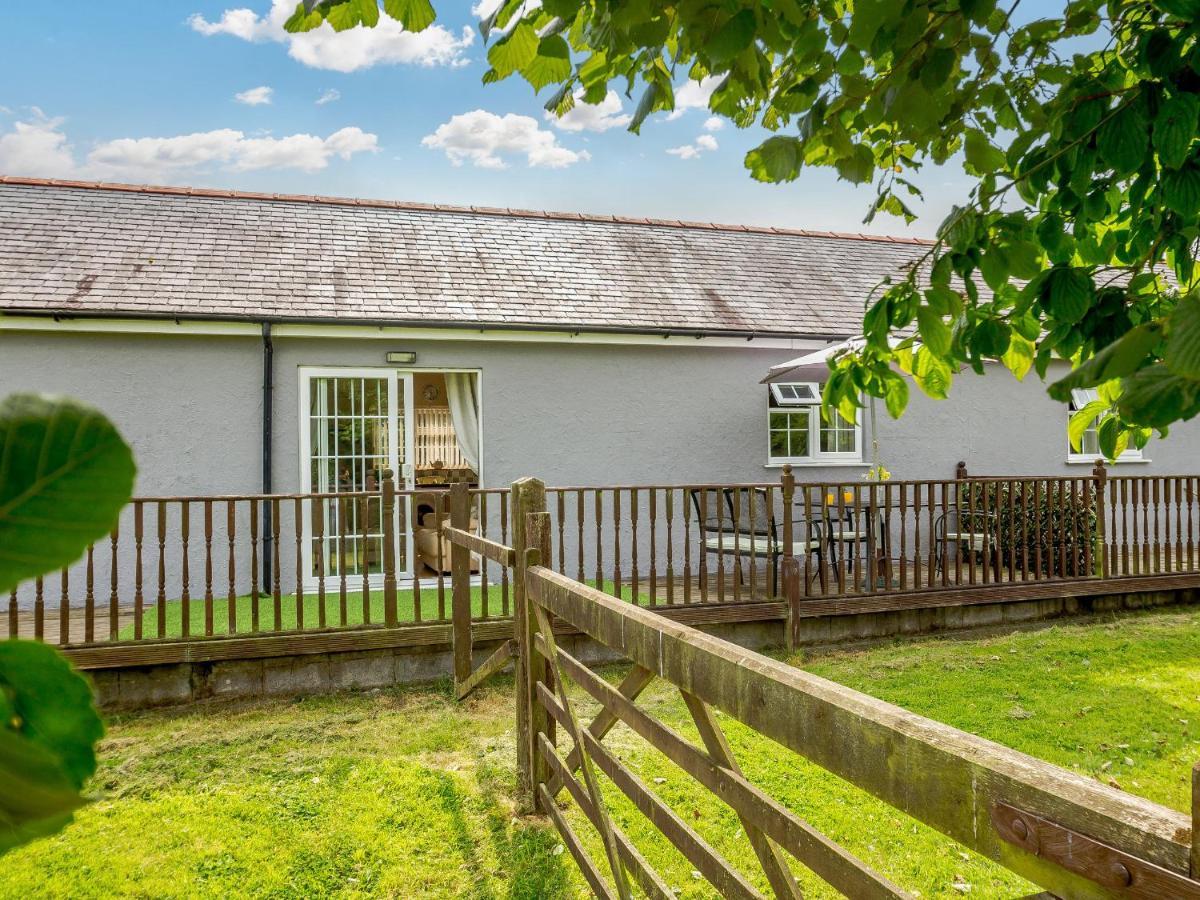 2 Black Horse Cottages Pentraeth Exterior foto