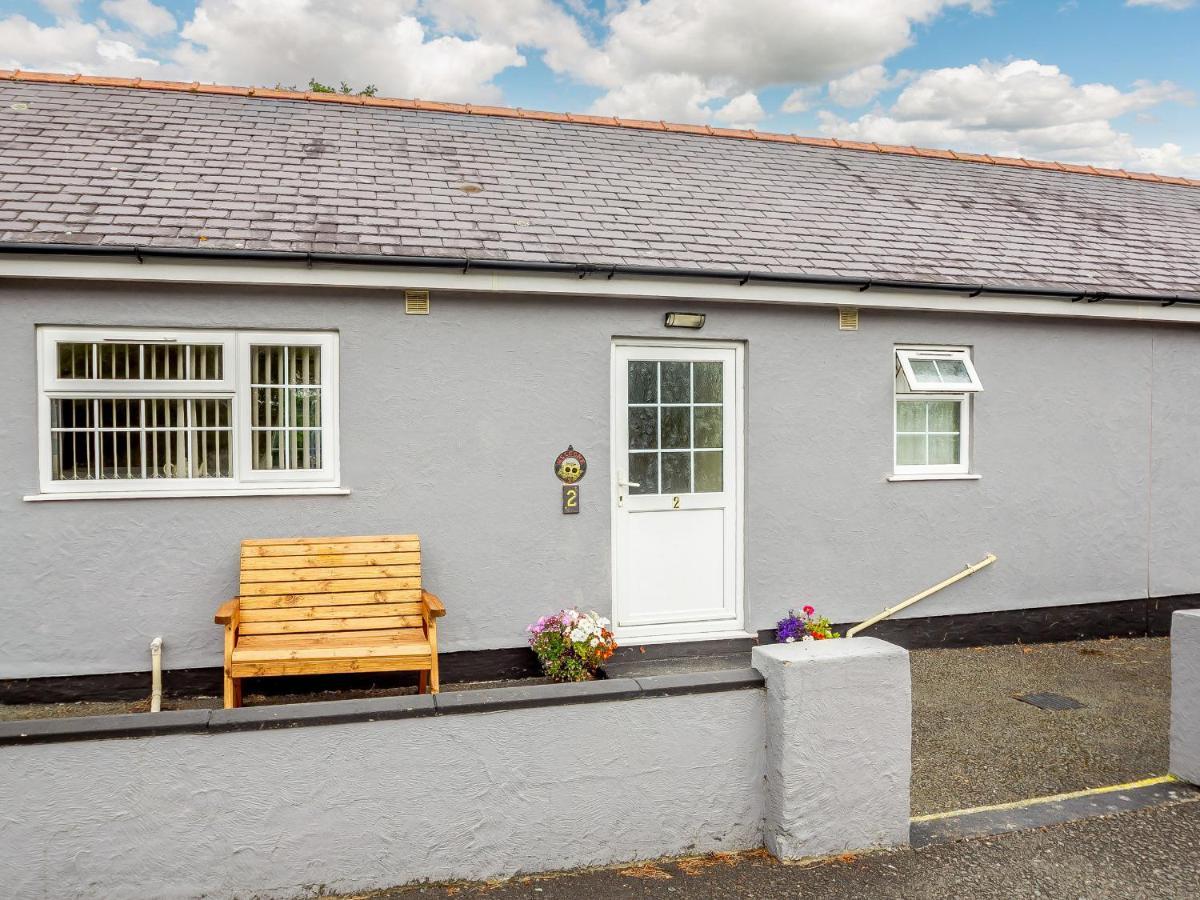 2 Black Horse Cottages Pentraeth Exterior foto